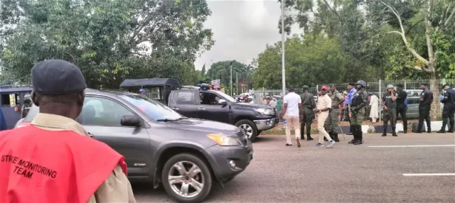 Police Stop SSANU, NASU From Protesting Four Months Unpaid Salaries In Abuja