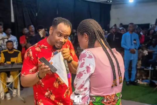 Popular Nigerian Pastor Uche Ume Saves EBSU Student From Despair, Pays School Fees Popular Nigerian Pastor Uche Ume Saves EBSU Student From Despair, Pays School Fees