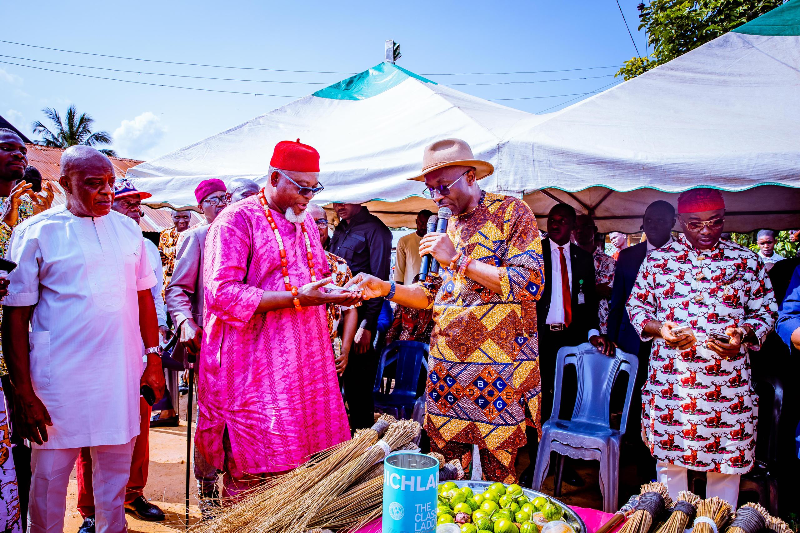 PDP Presidential Aspirant, Cosmos Ndukwe Dump Party, Received Into APC By Deputy Speaker Kalu (Photos)