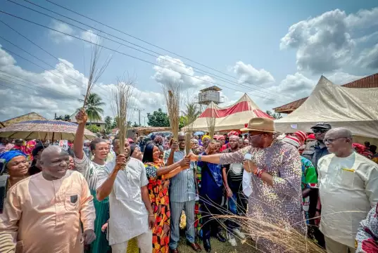 Deputy Speaker Kalu Embarks On Ward Tour, Offers Scholarships To Constituents As More People Join Abia APC (Photos) Deputy Speaker Kalu Embarks On Ward Tour, Offers Scholarships To Constituents As More People Join Abia APC (Photos)