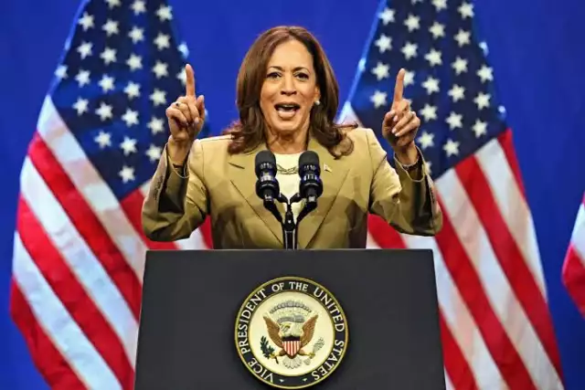 Donald Trump, An Unserious Man – Kamala Harris Donald Trump, An Unserious Man – Kamala Harris
