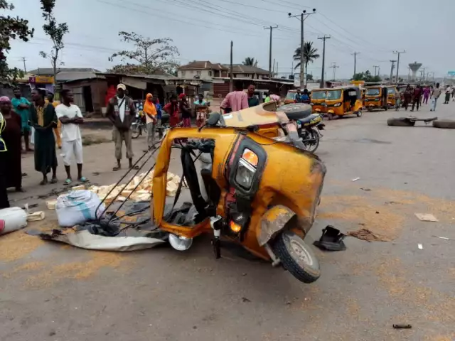 Grandmother, Granddaughter Crushed To Death In Ogun Truck Accident