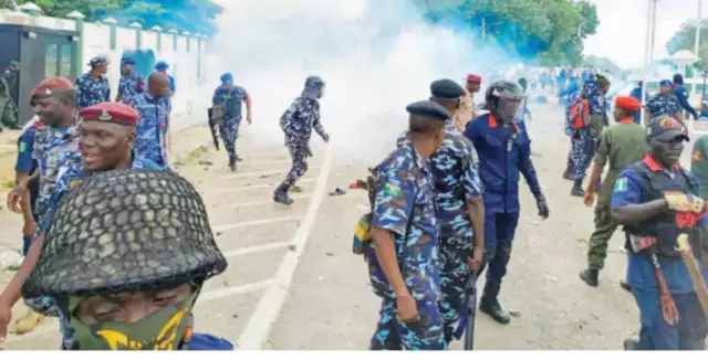 Over 1,000 #EndBadGovernance Protesters Still In Detention In Nigeria — Amnesty