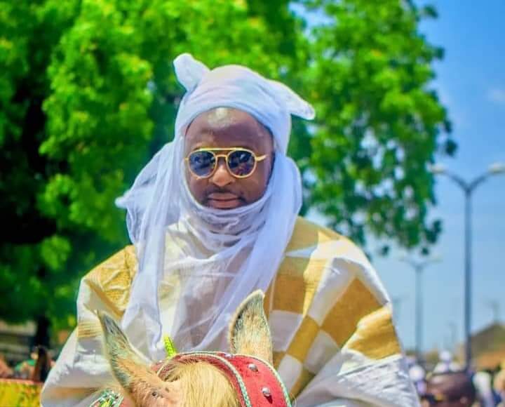 Katsina Emirate Council Turban "Majidade Dujiman of Katsina" On Hon. Amobi Ogah (Photos)