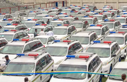 Gov. Fubara Donates 100 Operational Vehicles To Police