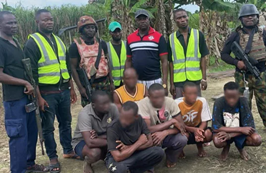 Navy Nabs 6 Suspected Oil Thieves In Bayelsa, Recovers Stolen Crude