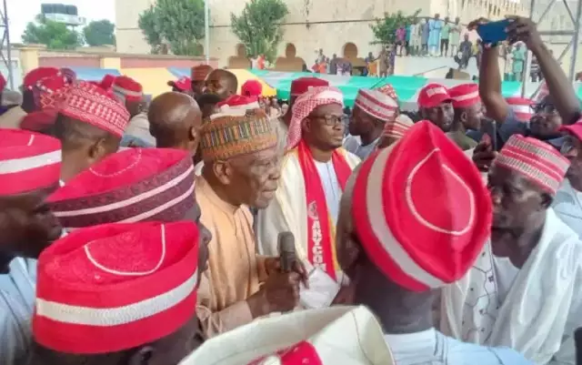Over 1,000 APC Supporters In Kano Dump Party, Defect To NNPP