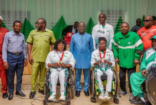 Governor Otti Employs 15 Abia Athletes, Cash Rewards (PHOTOS) Governor Otti Employs 15 Abia Athletes, Cash Rewards (PHOTOS)