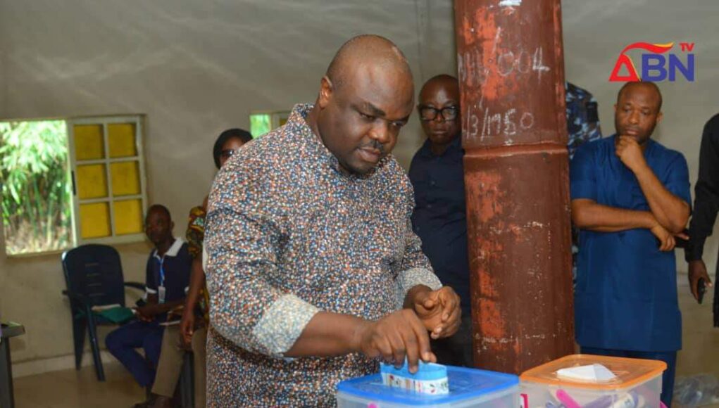 Abia LG Election: Nwogwugwu Casts His Vote, Inspiring Others To Exercise Their Civic Duty (Photos)