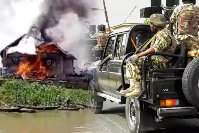 Soldiers, Gunmen In Fierce Gun Battle In Abia Soldiers, Gunmen In Fierce Gun Battle In Abia