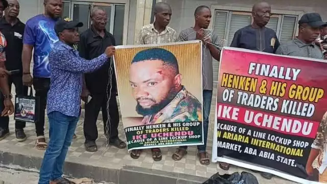 Traders Protest Over Death Of Member In Ariaria Aba Re-modelled Shop Dispute (Photos) Traders Protest Over Death Of Member In Ariaria Aba Re-modelled Shop Dispute (Photos)