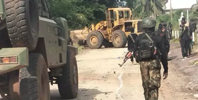 Four Suspected IPOB Members Neutralized In Abia – Nigerian Army (Photos) Four Suspected IPOB Members Neutralized In Abia - Nigerian Army (Photos)