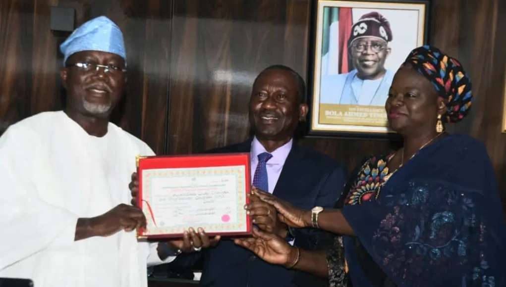 Aiyedatiwa, Adelami Receives Certificates Of Return By INEC