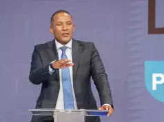 Botswana Swears In New President, Takes Oath In ‘New Dawn’ Botswana Swears In New President, Takes Oath In ‘New Dawn’