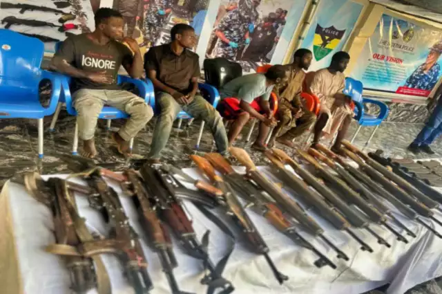 Police Bust Trans-Border Gunrunning Syndicate, Recover 17 Rifles, Ammunition (Photos) Police Bust Trans-Border Gunrunning Syndicate, Recover 17 Rifles, Ammunition (Photos)