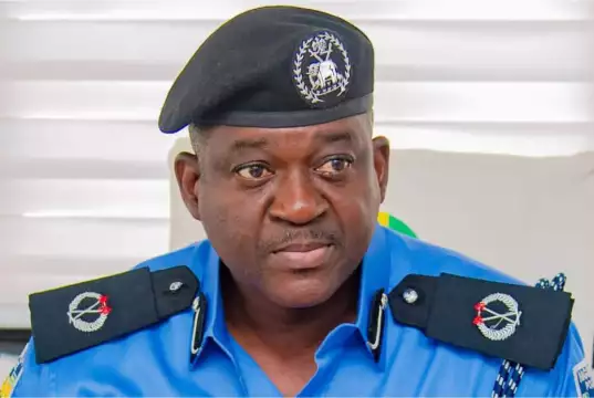Ghana Deports Nigerian National Convicted Of Smuggling Counterfeit $100,000 Ghana Deports Nigerian National Convicted Of Smuggling Counterfeit $100,000