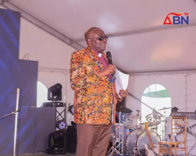 Bishop Onuoha Celebrates Vision Africa Radio’s 20th Anniversary At ICONS Reality Show 2024 (Video) Bishop Onuoha Celebrates Vision Africa Radio’s 20th Anniversary At ICONS Reality Show 2024 (Video)