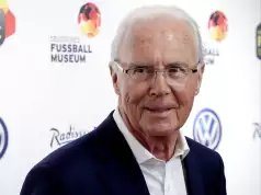 Bayern Retires Number 5 Jersey In Honour Of Beckenbauer Bayern Retires Number 5 Jersey In Honour Of Beckenbauer
