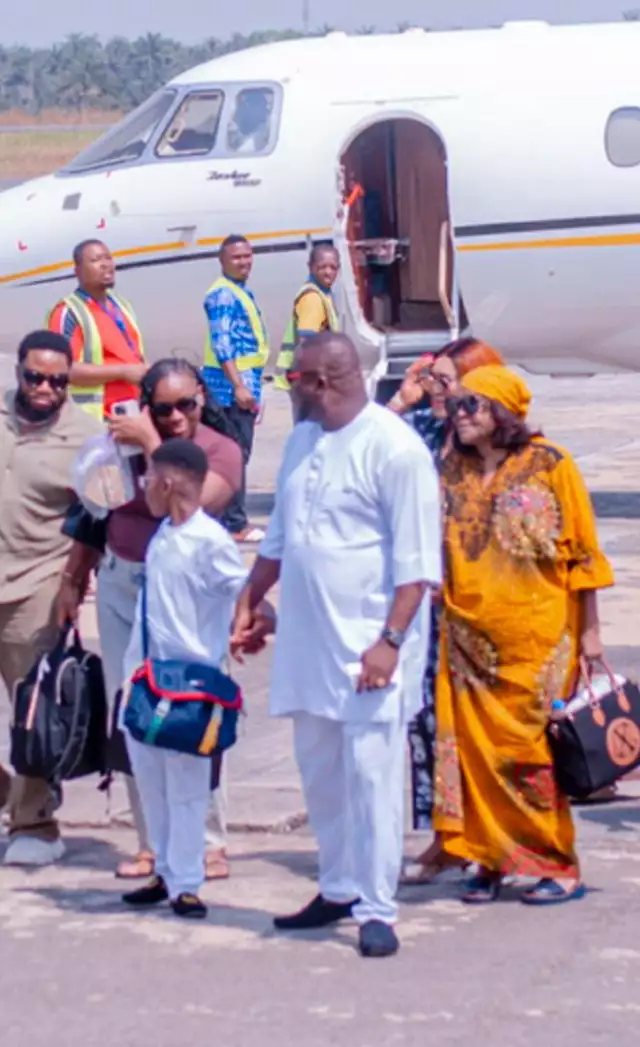 Mayor Lucky Igbokwe Returns, Celebrated As Ohuhu Unity Cup Reaches Thrilling Final Stages (Photos) Mayor Lucky Igbokwe Reurns, Celebrated As Ohuhu Unity Cup Reaches Thrilling Final Stages (Photos)