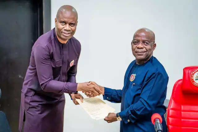 Gov. Otti Swears In Edo -Born Benson Ojeikere As Abia Head Of Service (Photos) Gov. Otti Swears In Edo -Born Benson Ojeikere As Abia Head Of Service (Photos)