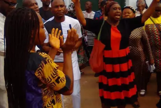 Abia Judiciary Workers Stage Prayer Session, Protest Over Unpaid Salaries (Photos) Abia Judiciary Workers Stage Prayer Session, Protest Over Unpaid Salaries (Photos)