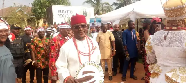 Afarata Ibeku Celebrates As Sir Lucky Fred Nwoko Receives Chieftaincy Honor ‘Osinawataburueze 1’ (Photos) Afarata Ibeku Celebrates As Sir Lucky Fred Nwoko Receives Chieftaincy Honor 'Osinawataburueze 1' (Photos)