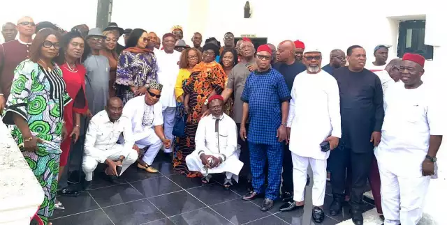 Sen. Kalu Reunites 1999-2007 Abia Appointees, Preaches Unity Across Party Lines (Photos) Sen. Kalu Reunites 1999-2007 Abia Appointees, Preaches Unity Across Party Lines (Photos)