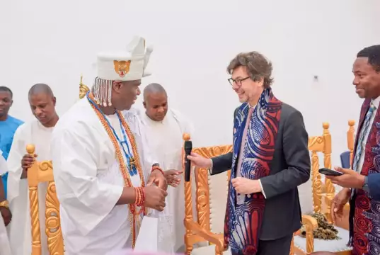 British Diplomat Baxter Meets Ooni, Urges Action Against Osun’s Security Crisis British Diplomat Baxter Meets Ooni, Urges Action Against Osun’s Security Crisis