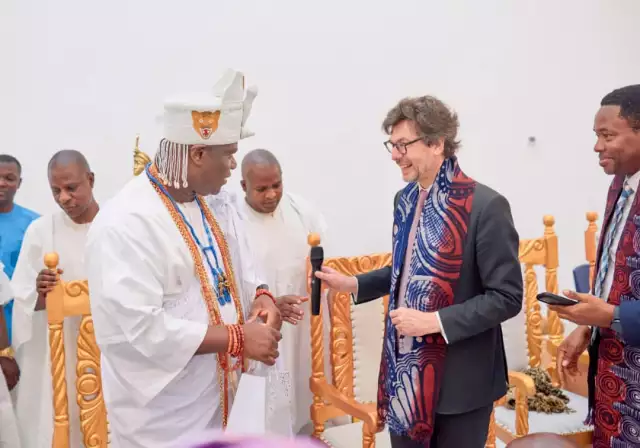 British Diplomat Baxter Meets Ooni, Urges Action Against Osun’s Security Crisis British Diplomat Baxter Meets Ooni, Urges Action Against Osun’s Security Crisis
