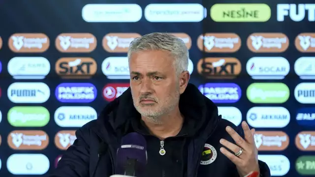 Galatasaray Calls Out Mourinho Over ‘Racist Remarks’ Following Derby Clash Galatasaray Calls Out Mourinho Over 'Racist Remarks' Following Derby Clash