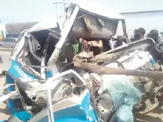 Tragic Crash On Lagos-Ibadan Expressway Leaves Four Dead, Nine Injured Tragic Crash On Lagos-Ibadan Expressway Leaves Four Dead, Nine Injured