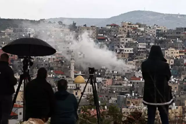 13 Killed In Overnight Israeli Airstrikes , Gaza Civil Defence Confirms 13 Killed In Overnight Israeli Airstrikes , Gaza Civil Defence Confirms