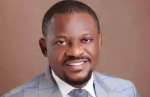 16 Rivers House of Assembly Members Led by Speaker Amaewhule Dumps PDP For APC 16 Rivers House of Assembly Members Led by Speaker Amaewhule Dumps PDP For APC