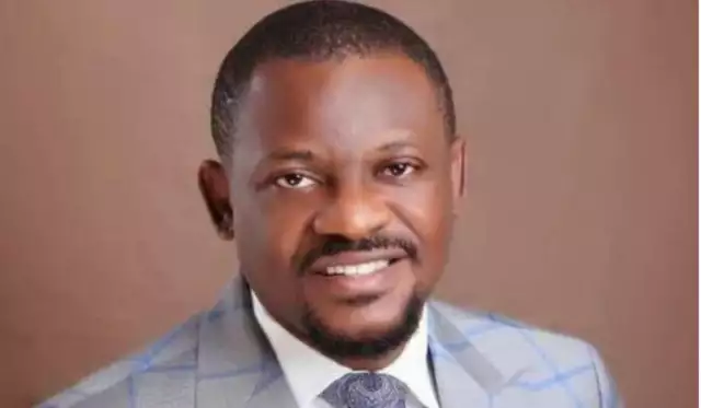 16 Rivers House of Assembly Members Led by Speaker Amaewhule Dumps PDP For APC 16 Rivers House of Assembly Members Led by Speaker Amaewhule Dumps PDP For APC