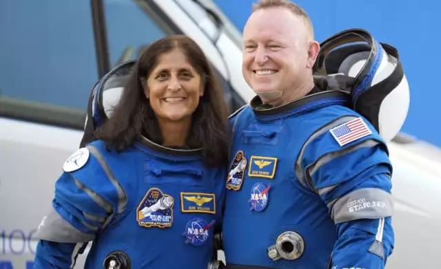 Stuck Astronauts Return To Earth After Nine Months In Space Stuck Astronauts Return To Earth After Nine Months In Space