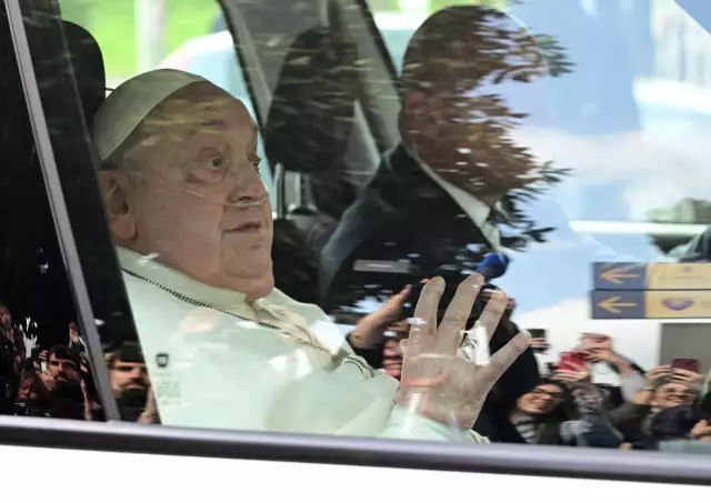 Pope Leaves Hospital After Five Weeks Pope Leaves Hospital After Five Weeks