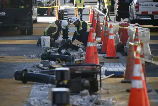 Black Lives Matter Mural Removed From US Capital Amid Trump’s Pressure Black Lives Matter Mural Removed From US Capital Amid Trump’s Pressure