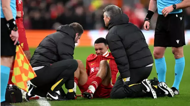 Liverpool’s Alexander-Arnold May Miss League Cup Final Amid Injury Liverpool's Alexander-Arnold May Miss League Cup Final Amid Injury