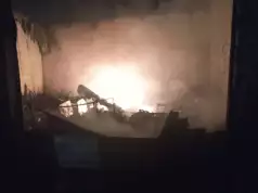 Fire Razes Shops In Oyo Fire Razes Shops In Oyo