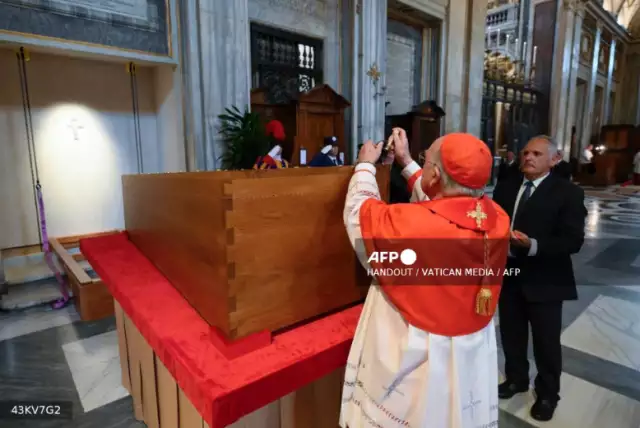 Pope Francis Laid To Rest In Santa Maria Maggiore Basilica Pope Francis Laid To Rest In Santa Maria Maggiore Basilica