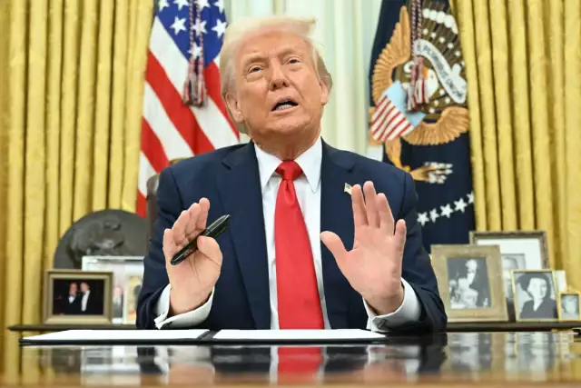 Trump Calls Putin “Crazy” While Russia Launches Massive Drone Attack On Ukraine US-China Trade Deal Reduces Tariff Tension