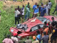 LASTMA Fault Speeding As Vehicle Falls From Otedola Bridge LASTMA Fault Speeding As Vehicle Falls From Otedola Bridge