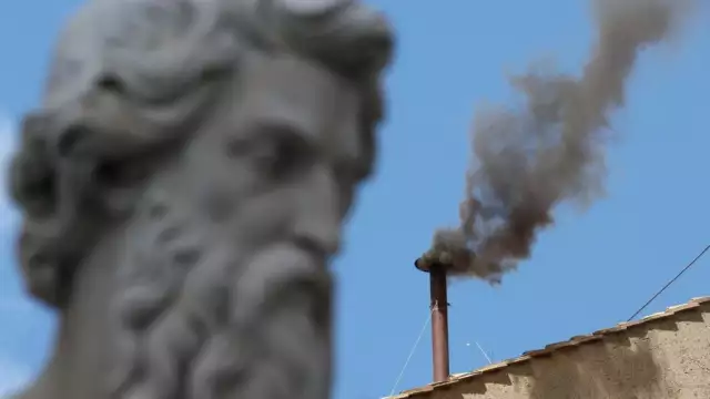 No Pope Yet As Black Smoke Rises Again From Vatican (Video) No Pope Yet As Black Smoke Rises Again From Vatican (Video)