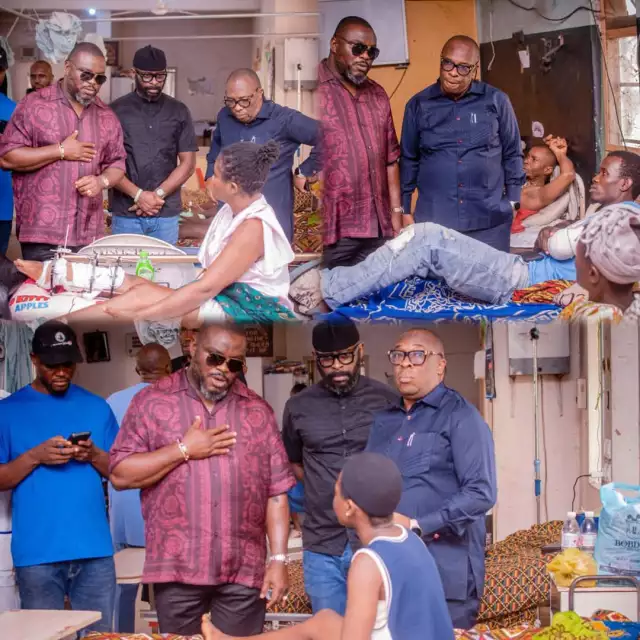 Don Lulu Foundation Wipes Away Hospital Debts, Tears At FMC Umuahia (Photos + Video) Don Lulu Foundation Wipes Away Hospital Debts, Tears At FMC Umuahia (Photos + Video)