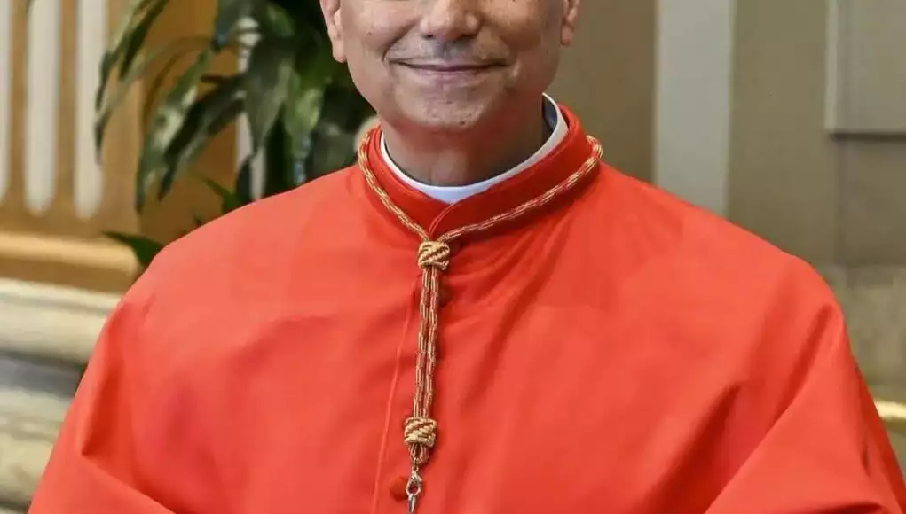 Robert Prevost Becomes First American Pope, Takes Name Leo XIV (Video)