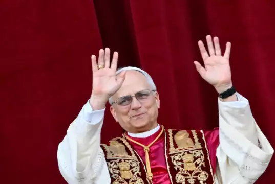 Pope Leo Arrives Angola On Africa Tour Despite Trump’s Ongoing Feud Pope Leo Arrives Angola On Africa Tour Despite Trump's Ongoing Feud