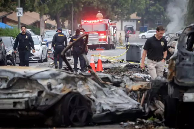 Aircraft Crashes Into Residential Area In Southern California Aircraft Crashes Into Residential Area In Southern California
