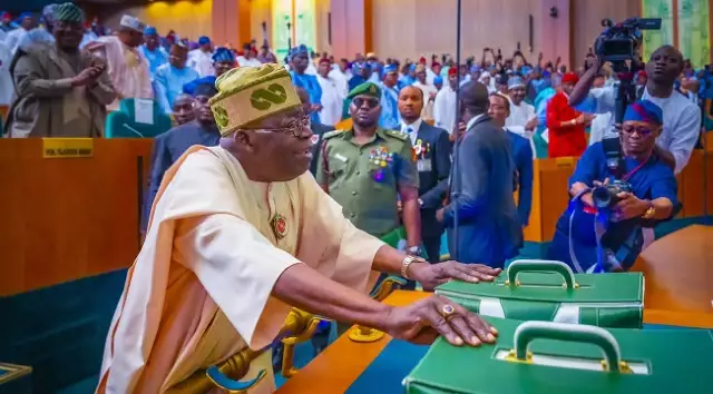 FG, W’Bank Disagree Over N54.9tn Budget Funding Strategy FG, W’Bank Disagree Over N54.9tn Budget Funding Strategy