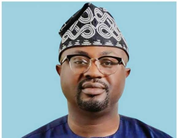 tunjo ojo ''FG Clears 200,000 Passport Backlogs, Pays ₦28bn Debts'' — Tunji-Ojo