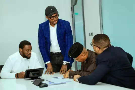 Legendary Highlife Singer, Bright Chimezie Joins Sony Music Publishing West Africa Family (PHOTOS) Legendary Highlife Singer, Bright Chimezie Joins Sony Music Publishing West Africa Family (PHOTOS)